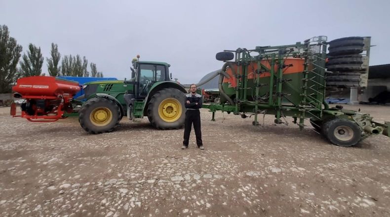 En España hay que realzar el valor de la agricultura y reconocer la importancia de sus agricultores, explica Antonio Torres, agricultor y arquitecto técnico