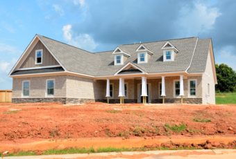 ¿Cuánto debo ahorrar para comprar un terreno?