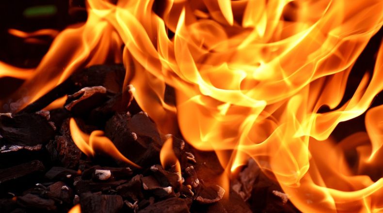 Cómo proteger una finca contra un incendio forestal