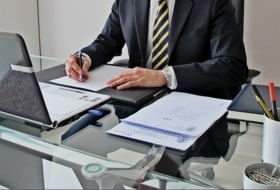 Administra Abogados & Economistas foto