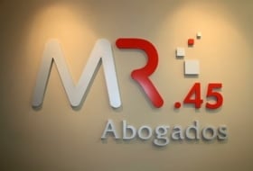 MR 45 Abogados foto