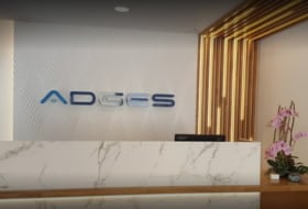 Adges Фото