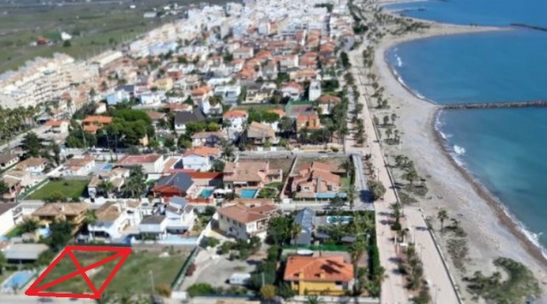 Castellón - platja xilxes - 750m2