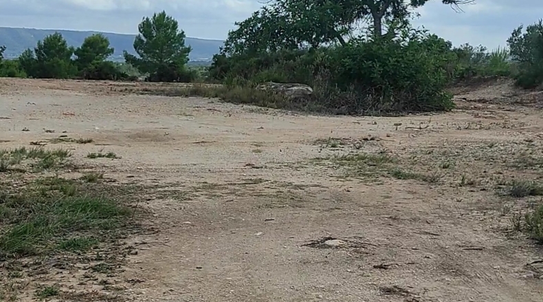 Valencia - Chella - 10100m2