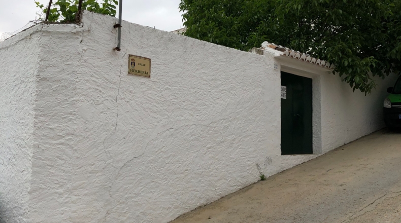 Málaga - El Burgo - 350m2