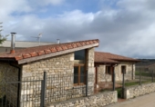 Chalet independiente con terreno en venta en la Calle la Iglesia, Sargentes de la Lora, ref: TR28405 foto