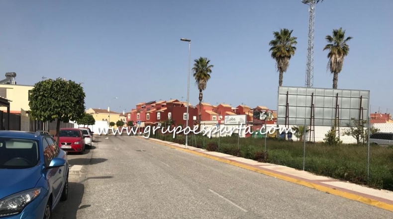Sevilla - Bollullos de la Mitación - 961m2