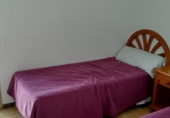 Chalet adosado con terreno en venta en la Avenida Juan Fuster Zaragoza, Benidorm, ref: TR40577 foto