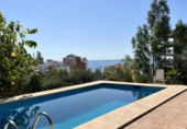 Chalet independiente con terreno en venta en la Fuengirola, ref: TR49849 foto