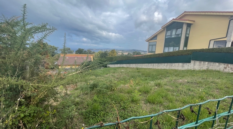 La Coruña - Oleiros - 556m2