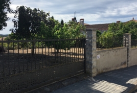 Urbanització les Roques 517&nbsp;м²