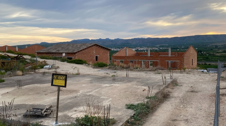 Valencia - Énova - 803m2