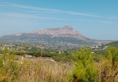 Городская земля под застройку на продажу у города Jávea Фото