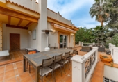 Manor house with land for sale on Godella, ref: TR61226 photo