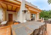 Manor house with land for sale on Godella, ref: TR61226 photo