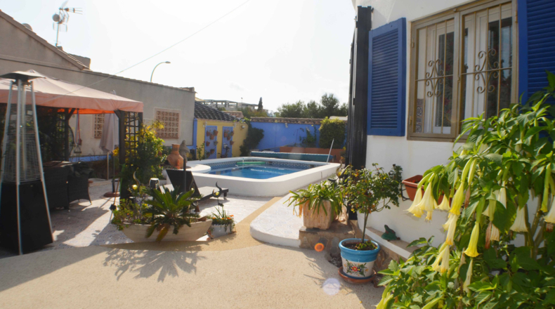Alicante - Playa Flamenca I - 400m2