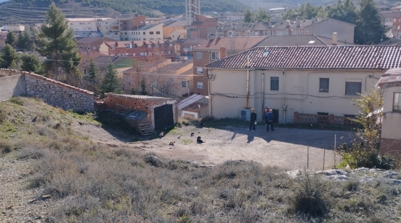 Teruel - Utrillas - 2280m2