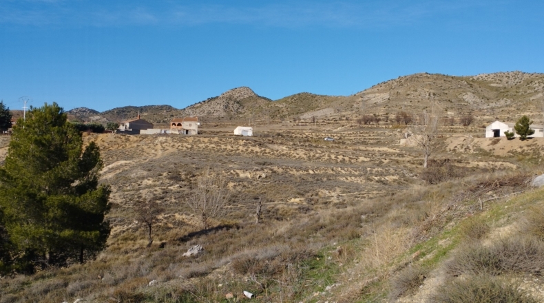 Teruel - Utrillas - 2280m2