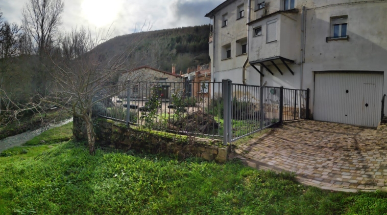 Burgos - Tubilla del Agua - 1000m2