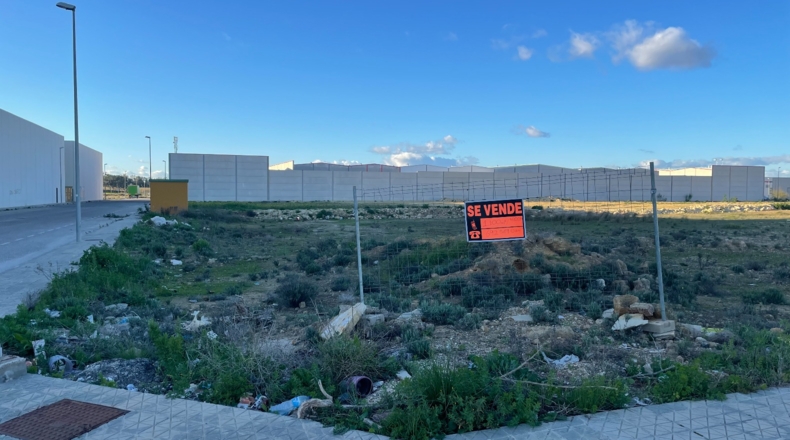 Sevilla - Mairena del Alcor - 1091m2