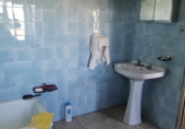 Дом с участком на продажу в городе O Curro Фото