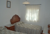 Casa de camp amb terreny en venda a la Cuevas bajas parcela 42, Almodóvar del Río, ref.: TR73256 foto