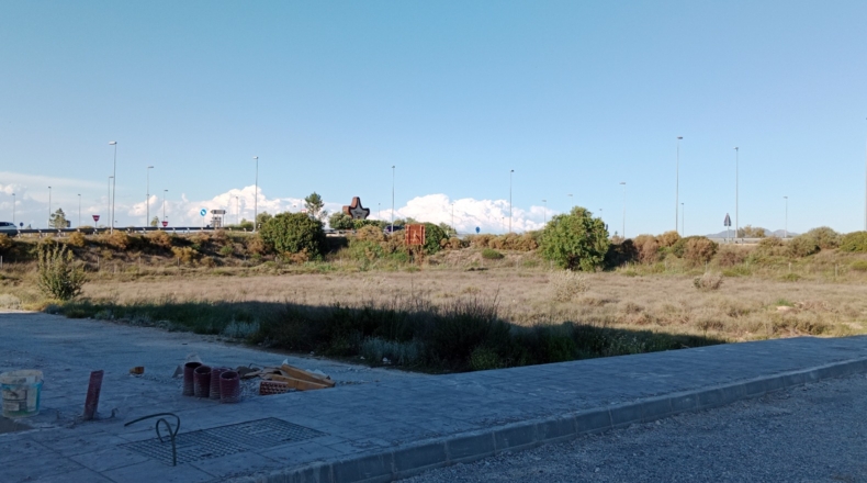 Granada - Baza - 3000m2