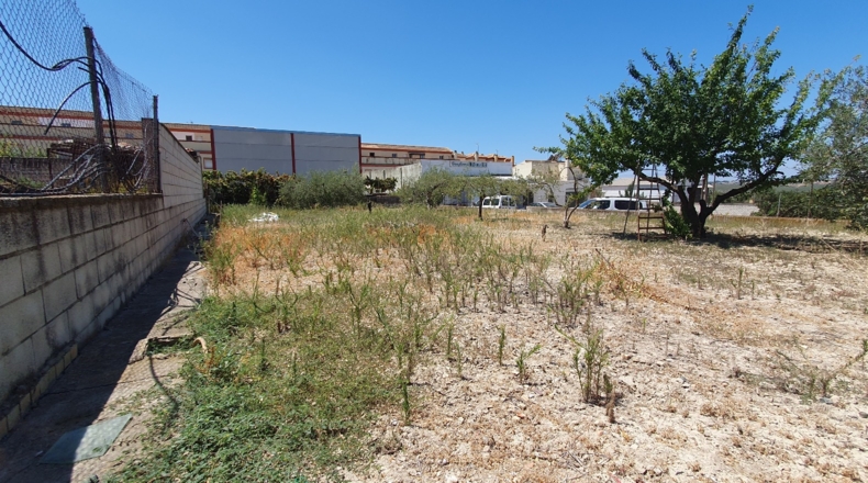 Sevilla - Salteras - 715m2