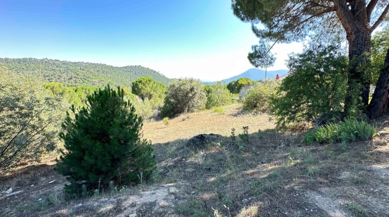 Ávila - Cebreros - 1697m2