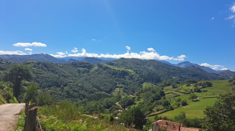 Astúries - Oviedo - 2400m2