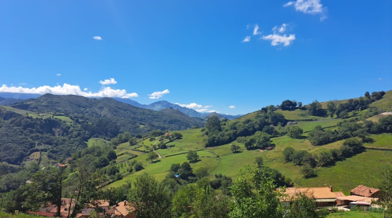 Astúries - Oviedo - 2400m2