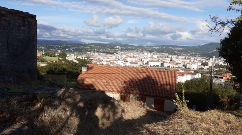 Pontevedra - O Vao - 2000m2