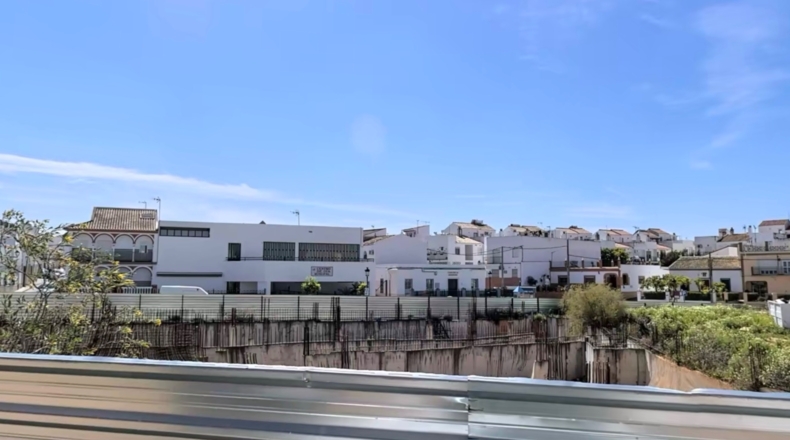 Sevilla - Albaida del Aljarafe - 2220m2