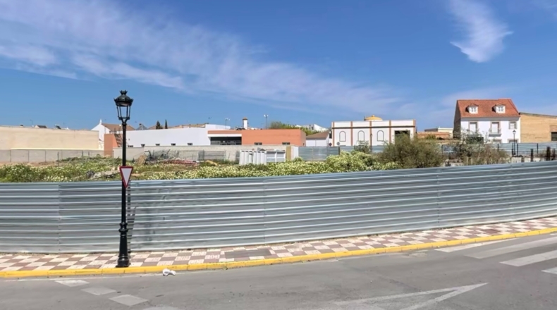 Sevilla - Albaida del Aljarafe - 2220m2