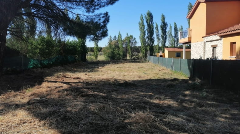Valladolid - Aldeamayor de San Martín - 700m2