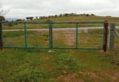 Земля на продажу у города Hinojosa de Duero Фото