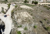 Земля, подлежащая урбанизации на продажу у города Каудете Фото