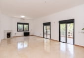 Villa con terreno en venta en la jazmines, Marbella, ref: TR104998 foto