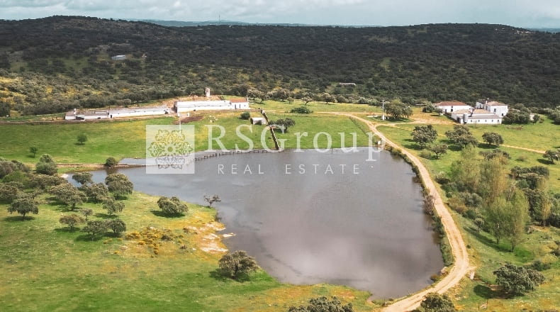 Sevilla - El Castillo de las Guardas - 12000000m2