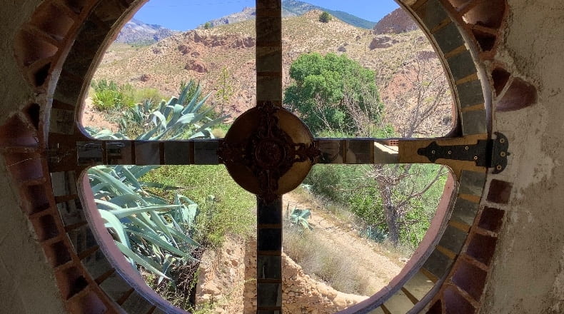 Jaén - Huesa - 2300m2