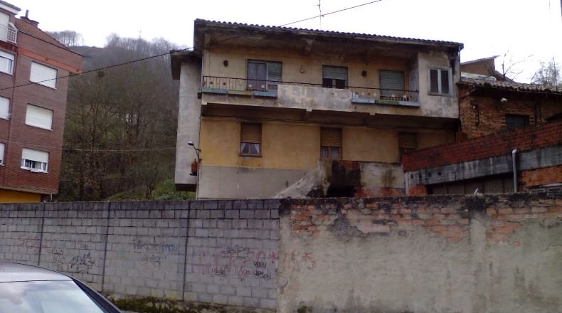 Astúries - La Vallina (Blimea) - 1200m2