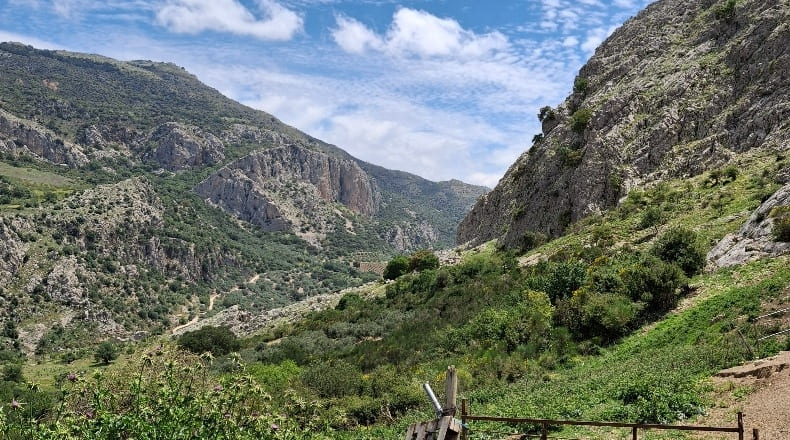 Málaga - Alfarnate - 860000m2