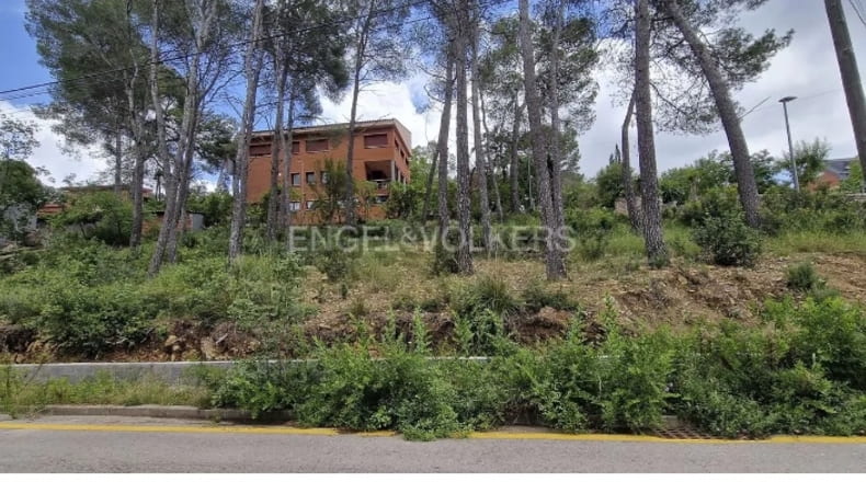 Barcelona - Corbera de Llobregat - 900m2