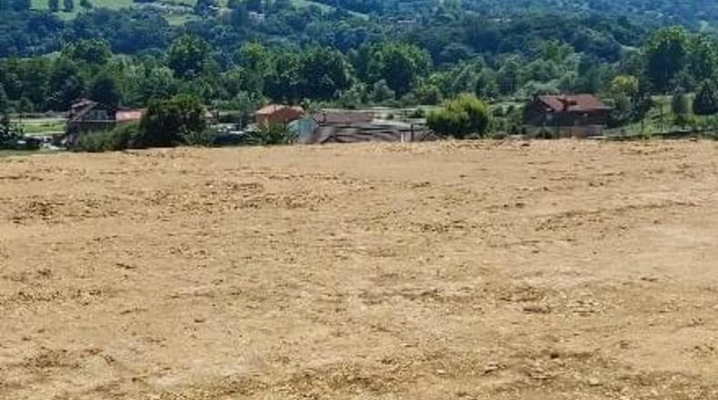 Cantabria - La Cueva - 2400m2