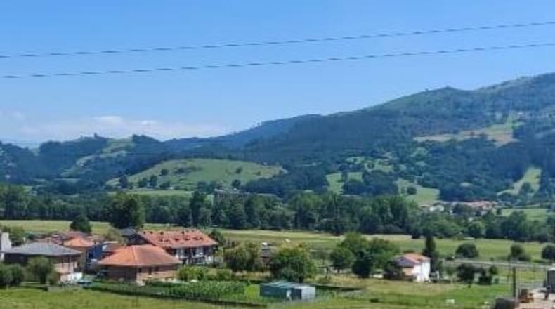 Cantabria - La Cueva - 2400m2
