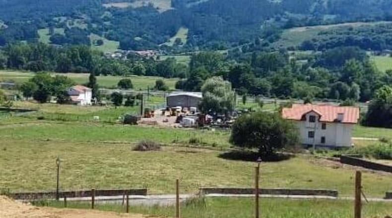 Cantabria - La Cueva - 2400m2