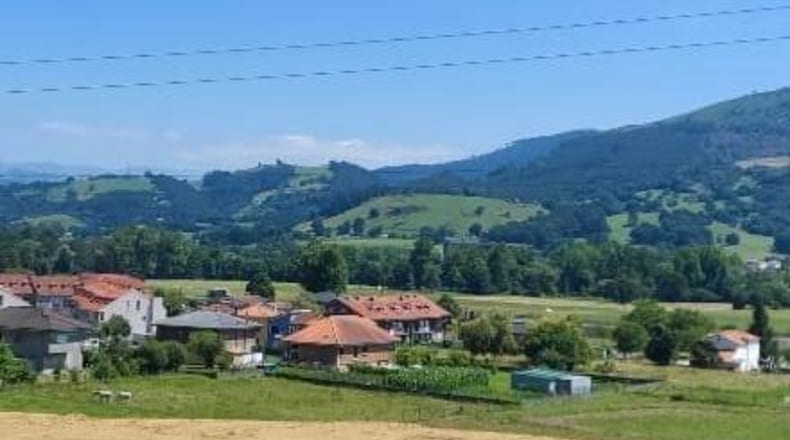 Cantabria - La Cueva - 2400m2