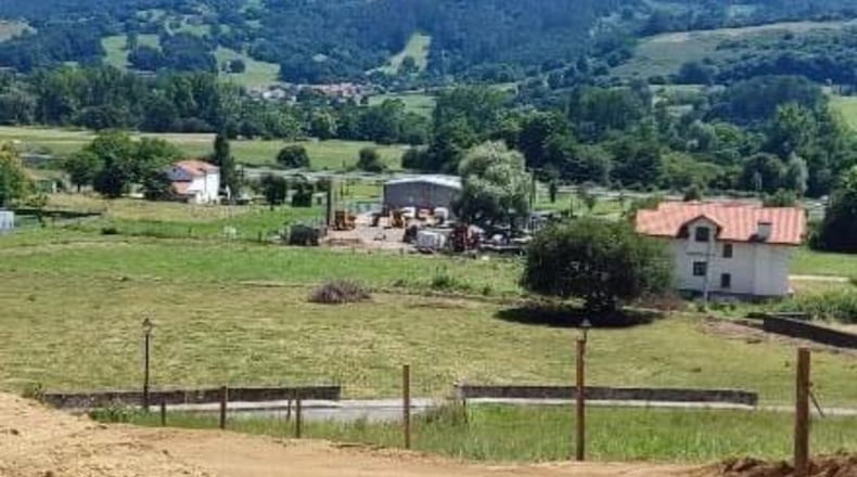 Cantabria - La Cueva - 2400m2