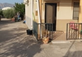 Загородный дом с участком на продажу в городе San Isidro Фото
