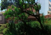 Земля, подлежащая урбанизации на продажу у города Корме Фото
